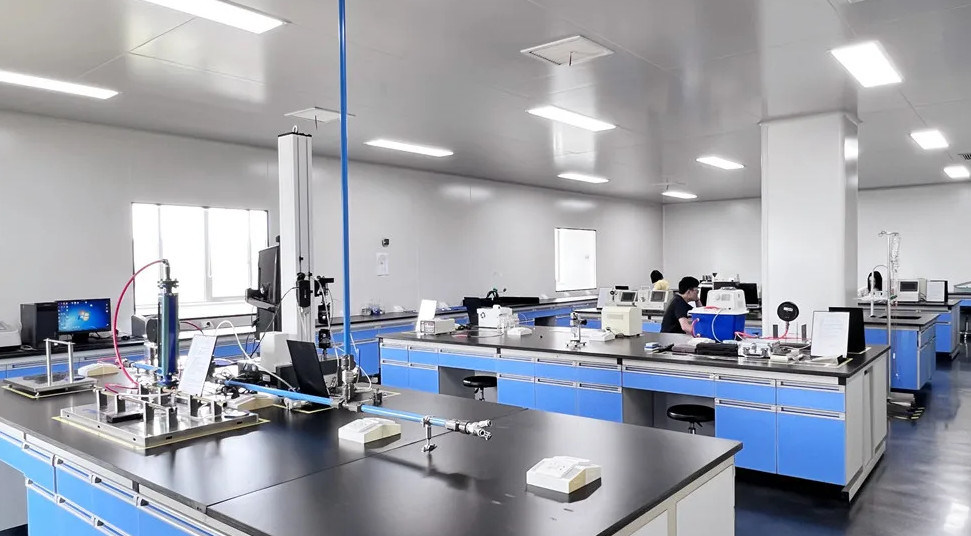 Zhejiang Runqiang Medical Instruments Co.,Ltd linha de produção do fabricante